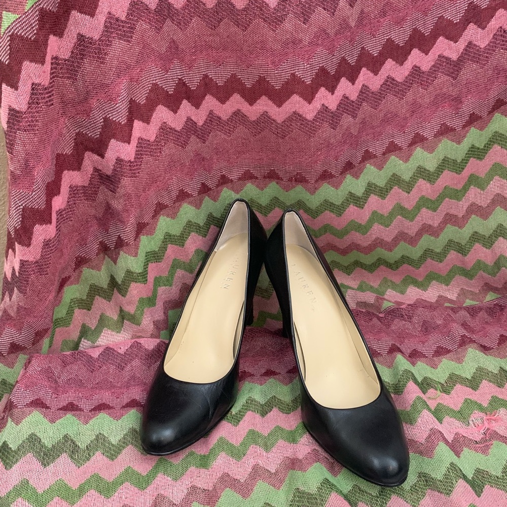 Lauren by Ralph Lauren Classic Pumps